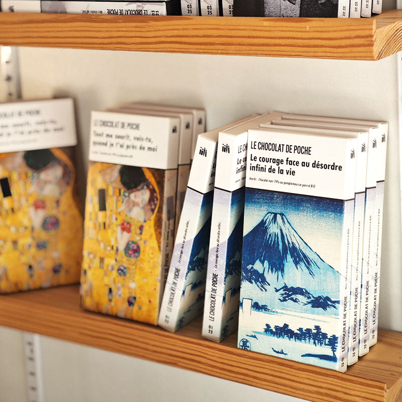 Noir 74% pamplemousse poivré BIO - Le courage face au désordre infini de la vie